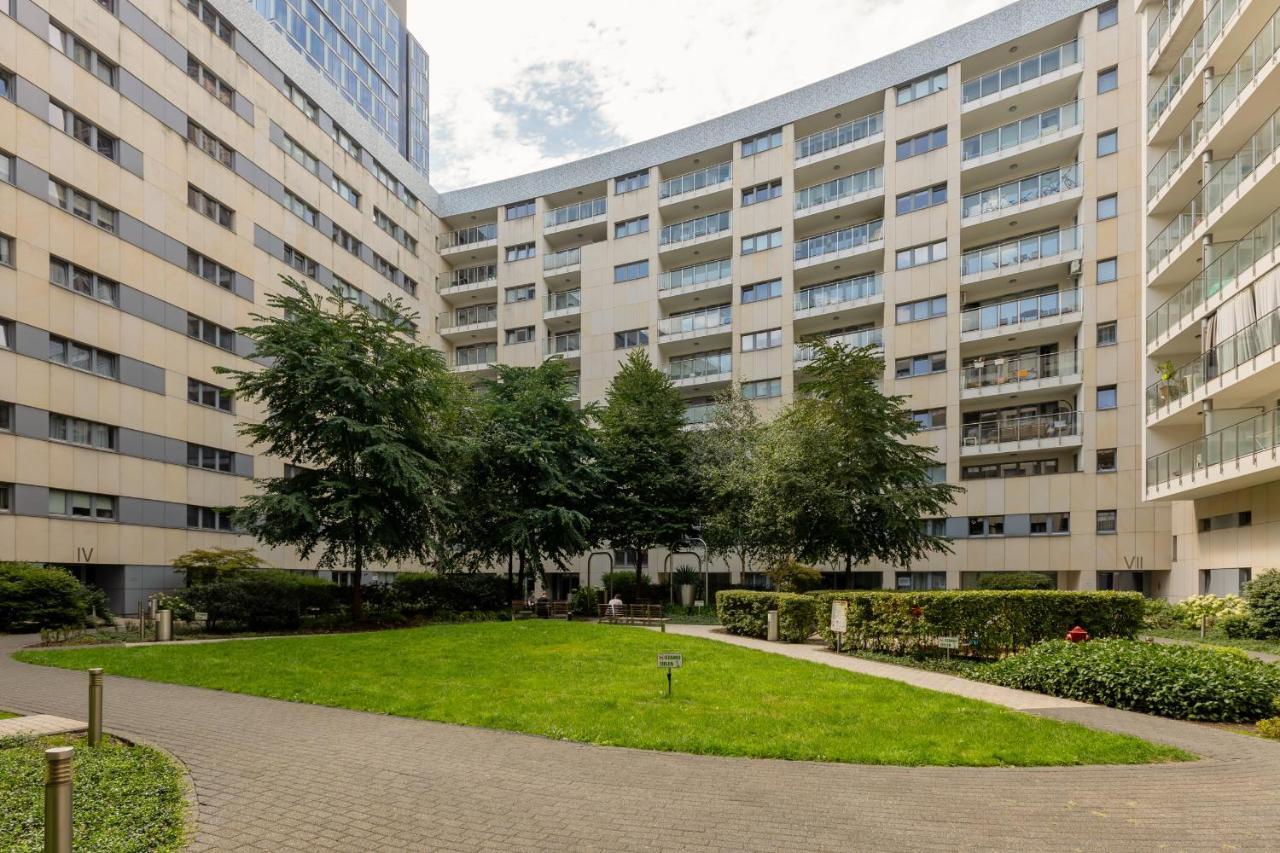 Deluxe Apartment Wronia 45 With Ac, Parking & Balcony By Renters Prestige Varšava Exteriér fotografie