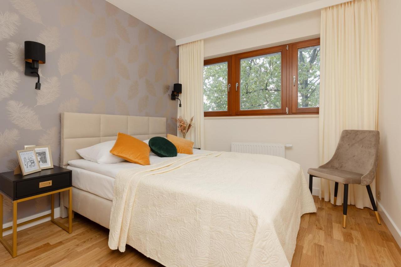 Deluxe Apartment Wronia 45 With Ac, Parking & Balcony By Renters Prestige Varšava Exteriér fotografie